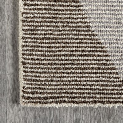 Evangeline Ivory and Gray Abstract Wool 5' x 8' Area Rug