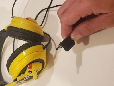 eKids Pokemon Pikachu Bluetooth Headphones yellow PK-B52.EXV21/23