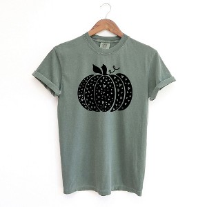 Simply Sage Market Women's Heart Pumpkin Short Sleeve Garment Dyed Tee - 1 of 2