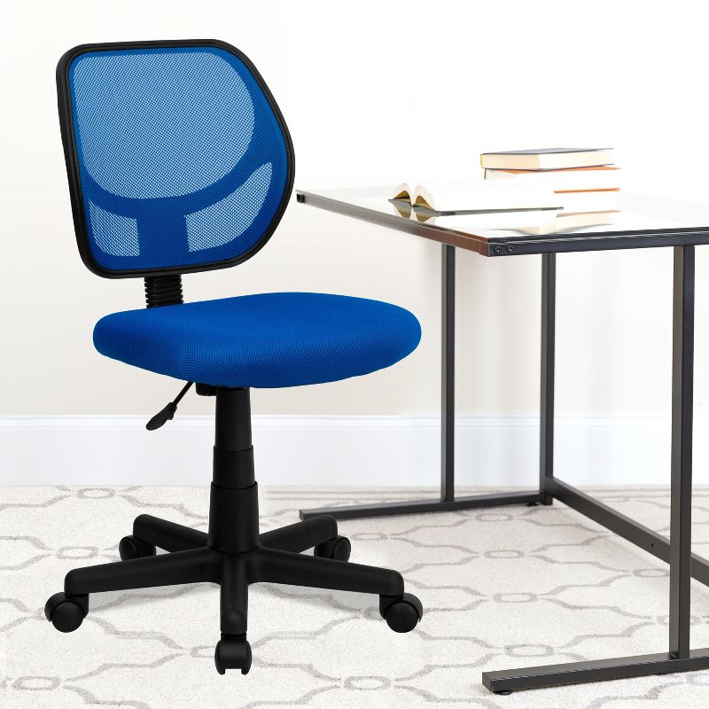 Flash Furniture Low Back Blue Mesh Swivel Task Office Chair, 2 of 12