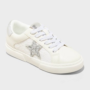 Kids' Kaitlyn Court Sneakers - art class™ - 1 of 4