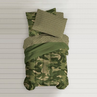 Twin Green and Olive Microfiber Camouflage Bed in a Bag Set