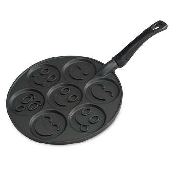 Nordic Ware Non-Stick Snowman Cake Pan - LIKE NEW - household