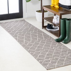 Madaba Moroccan Trellis Indoor/Outdoor Runner Rug - JONATHAN Y - 1 of 4