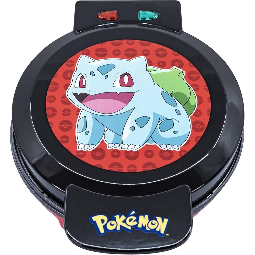 Uncanny Brands Pokemon Bulbasaur Waffle Maker