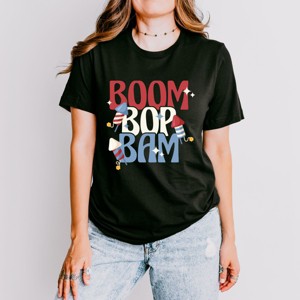 Simply Sage Market Boom Bop Bam Firework Short Sleeve Tee - 1 of 4