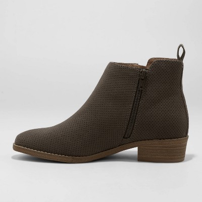 womens grey casual boots
