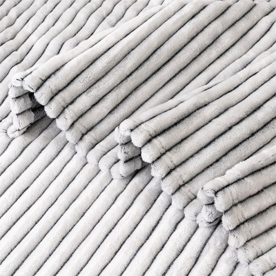 Reversible Black and White Fleece Ribbed Throw Blanket