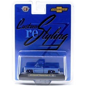 M2 Machines 1973 Chevrolet Cheyenne Super 10 Squarebody Blue Custom Restyling - 1 of 3