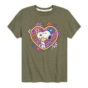 Boys' - Peanuts - Hug Heart Flower Short Sleeve Graphic T-Shirt - 1 of 4