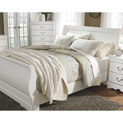 White Wood Queen Sleigh Bed with Sleigh Headboard