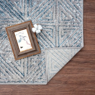 Blue Geometric 5' x 7' Stain-Resistant Synthetic Area Rug