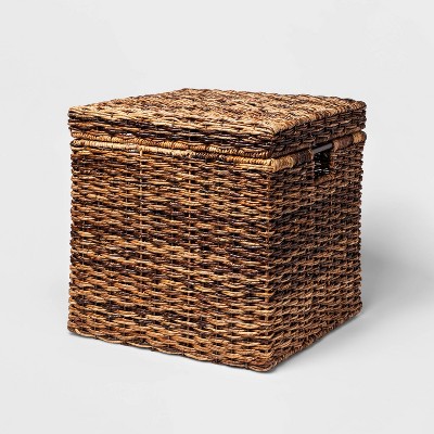 storage baskets with lids