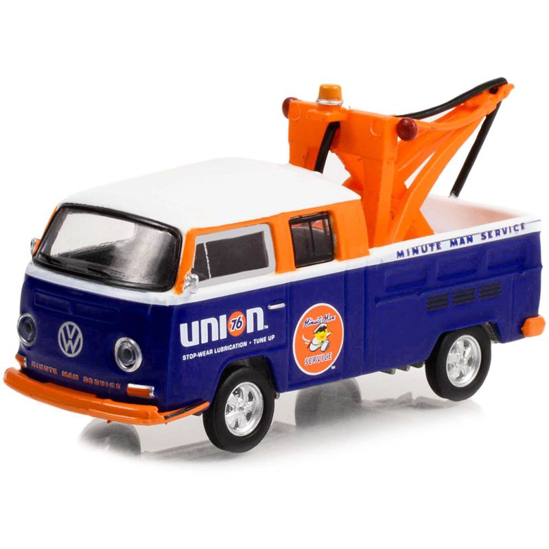 1969 Volkswagen Double Cab Tow Truck Blue and White "Union 76 Minute Man Service" 1/64 Diecast Model Car by Greenlight, 2 of 4