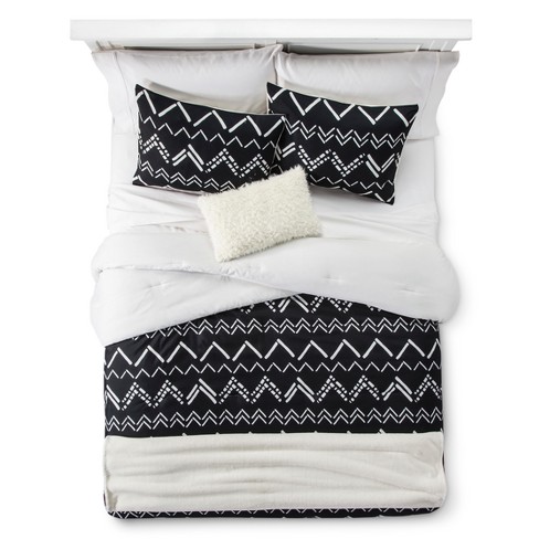 Black Chevron Stripe Comforter Set Room Essentials