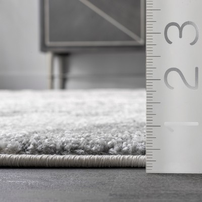 Geometric Gray Synthetic Easy-Care Runner Rug, 2' 8" x 8'