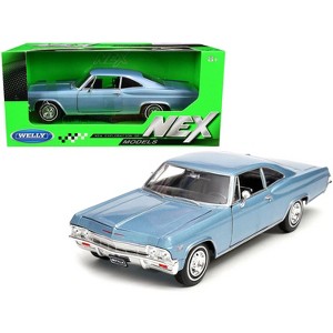 1965 Chevrolet Impala SS 396 Light Blue 1/24 Diecast Model Car by Welly - 1 of 3
