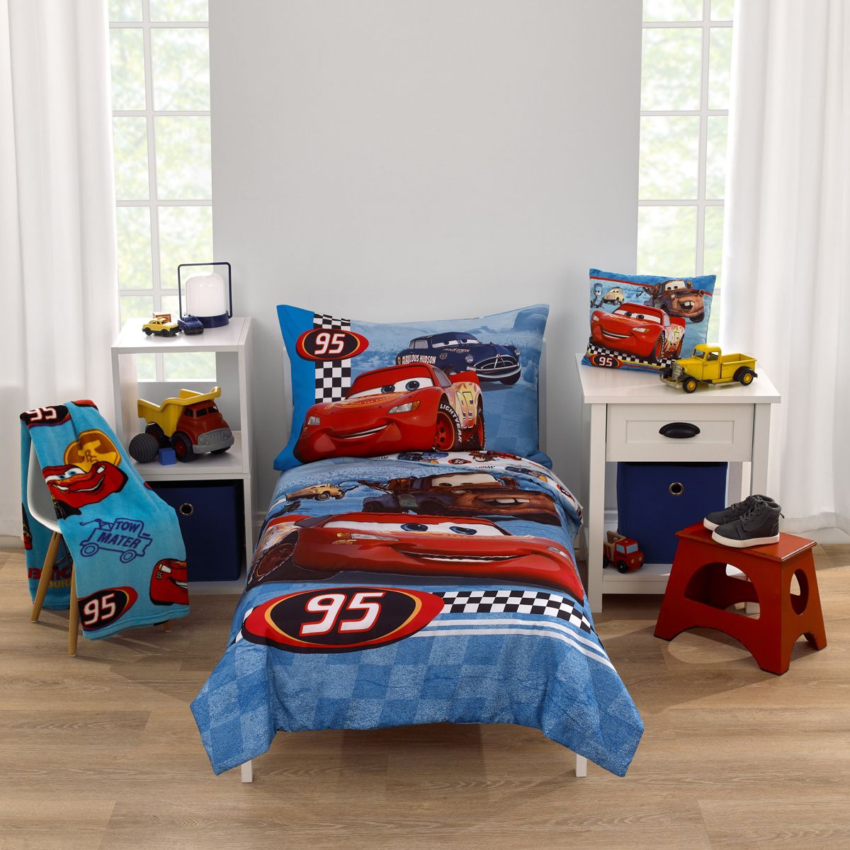 Disney Cars Radiator Springs White, Blue, and Red Lightning McQueen and Tow-Mater 4 Piece Toddler Bed Set
