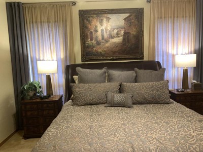 Guest review image 1 of 2, zoom in