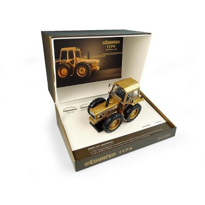 1979 Ford County 1174 Tractor Gold Met. "Anniversary Edition" Ltd Ed to 1500 pcs 1/32 Diecast Model by Universal Hobbies