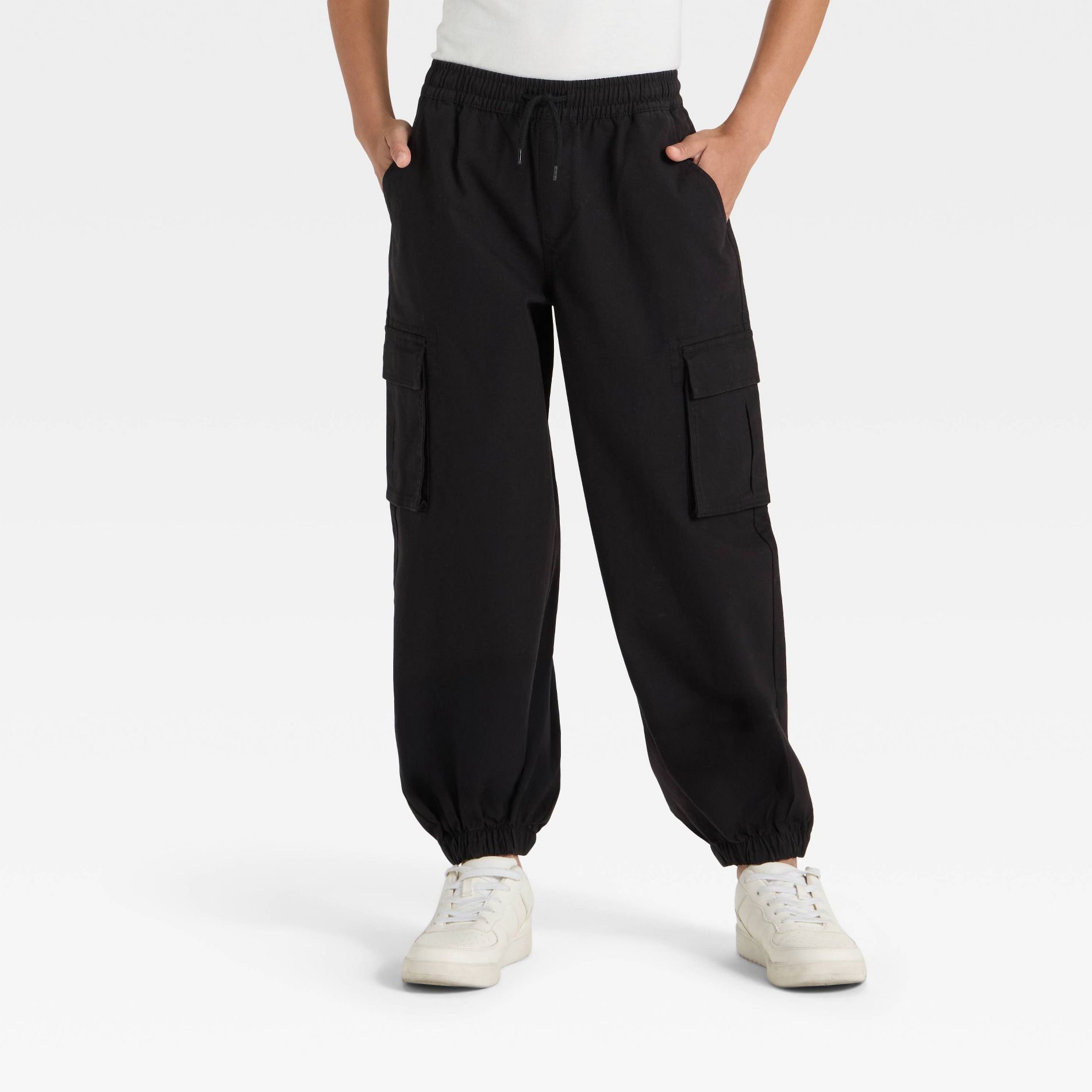 Boys' Mid-Rise Tapered Cargo Jogger Pants - art class™
