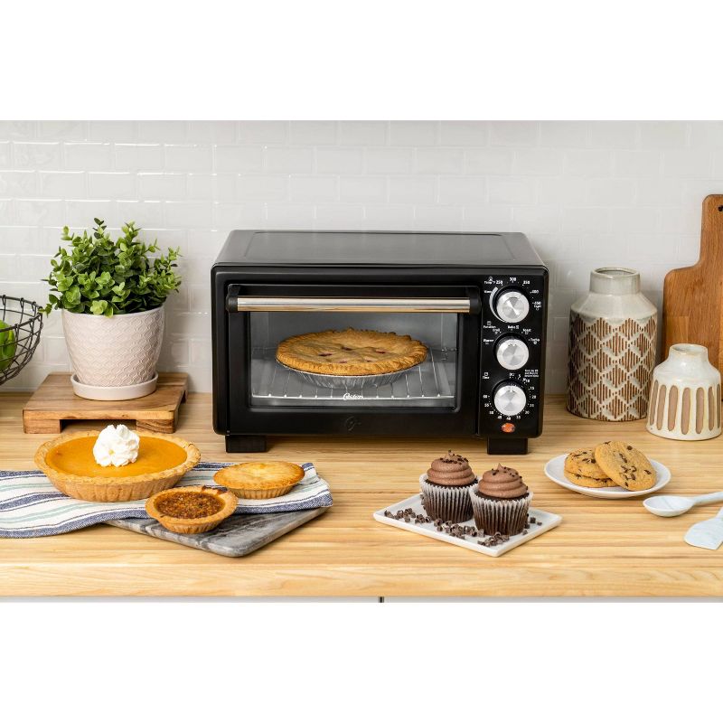 Oster Countertop Convection and 4-Slice Toaster Oven &#8211; Matte Black, 4 of 9
