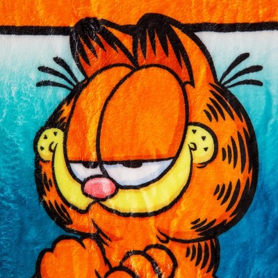 Garfield and Friends Colorful Fleece Throw Blanket 45 x 60 Inches