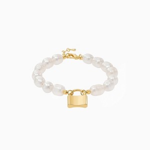 Bearfruit Jewelry Secret Summer Cultured Pearl Lock Pendant Bracelet - 1 of 2