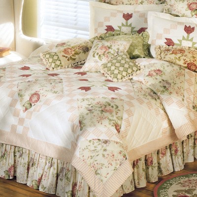 C&F Home Vintage Garden King Quilt