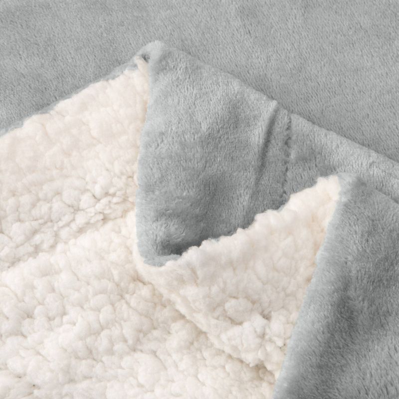 Cozy Solid Plush with Shearling Reverse Bed Blanket - Isla Jade, 3 of 8