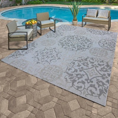 Paseo Emilia Medallion Gray 8' x 10' Indoor/Outdoor Area Rug