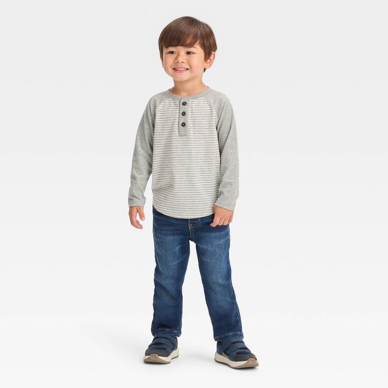 Toddler Boys' Pull-On Straight Fit Jeans - Cat & Jack™, 4 of 5