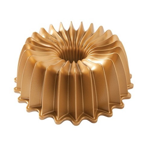 Nordic Ware Non-Stick Round Elegant Party Bundt Cake Pan & Reviews