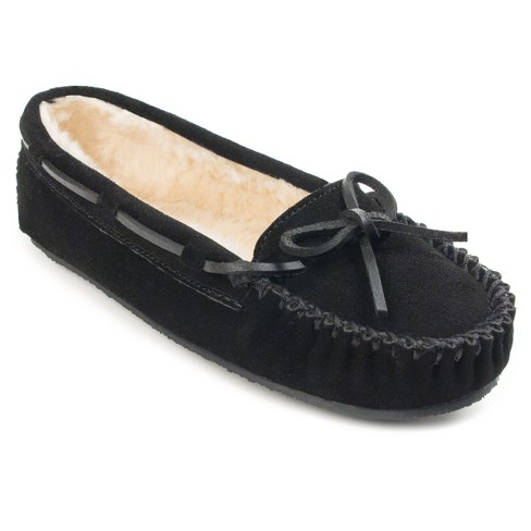 Black store minnetonka moccasins