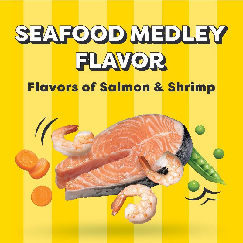 Temptations Shrimp and Salmon Flavor Adult Dry Cat Food, 4 of 13
