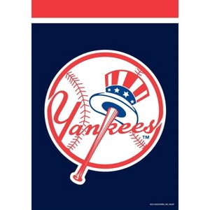 Briarwood Lane New York Yankees Garden Flag MLB Licensed 18" x 12.5" - 1 of 4