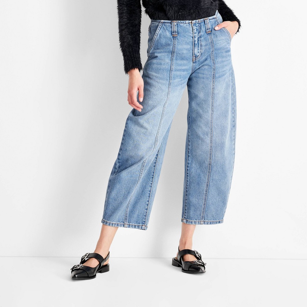 Womens Mid-Rise Barrel Leg Jeans