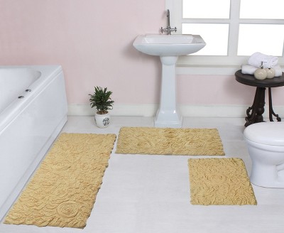 Bell Flower Collection Cotton Floral Pattern Tufted Bath Rug Set Pack of 3 - Home Weavers