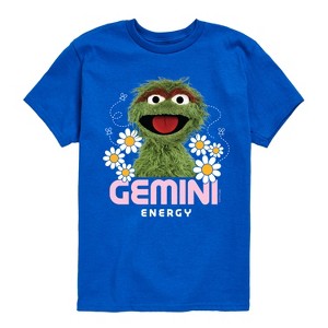 Boys' - Sesame Street - Oscar Gemini Energy Short Sleeve Graphic T-Shirt - 1 of 4