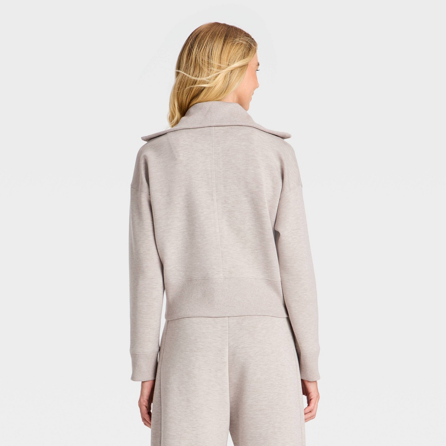 Женская куртка All In Motion Airy Sleek Full Zip — фото 2