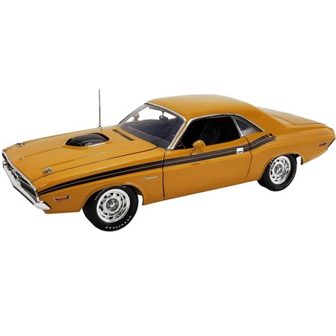 1971 Dodge Challenger R/T Hemi Butterscotch Orange with Black Stripes  Limited Edition to 462 pcs 1/18 Diecast Model Car by ACME