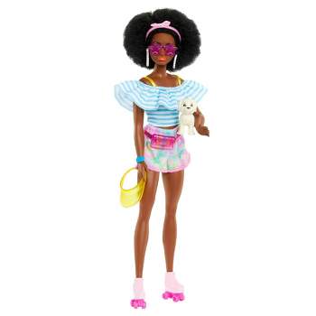 The new made to move Barbies are hitting Target stores. This was the last  Brooklyn doll and I got her. Can't wait to do some head swaps with her  other hair styles. 