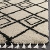 Moroccan Fringe Shag 200 MFG244 Power Loomed Area Rug Cream / Charcoal 5'-3" X 7'-6" - Safavieh. - 4 of 4