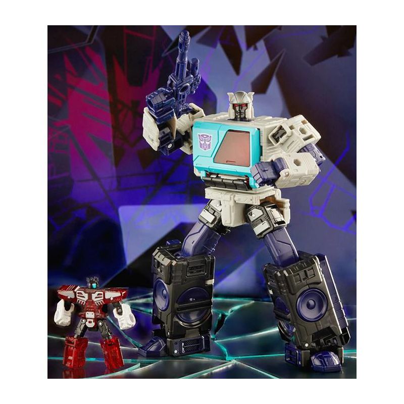 Autobot Blaster IDW Shattered Glass IDW Shattered Glass Voyager Class | Transformers Generations Shattered Glass Collection Action figures, 5 of 6