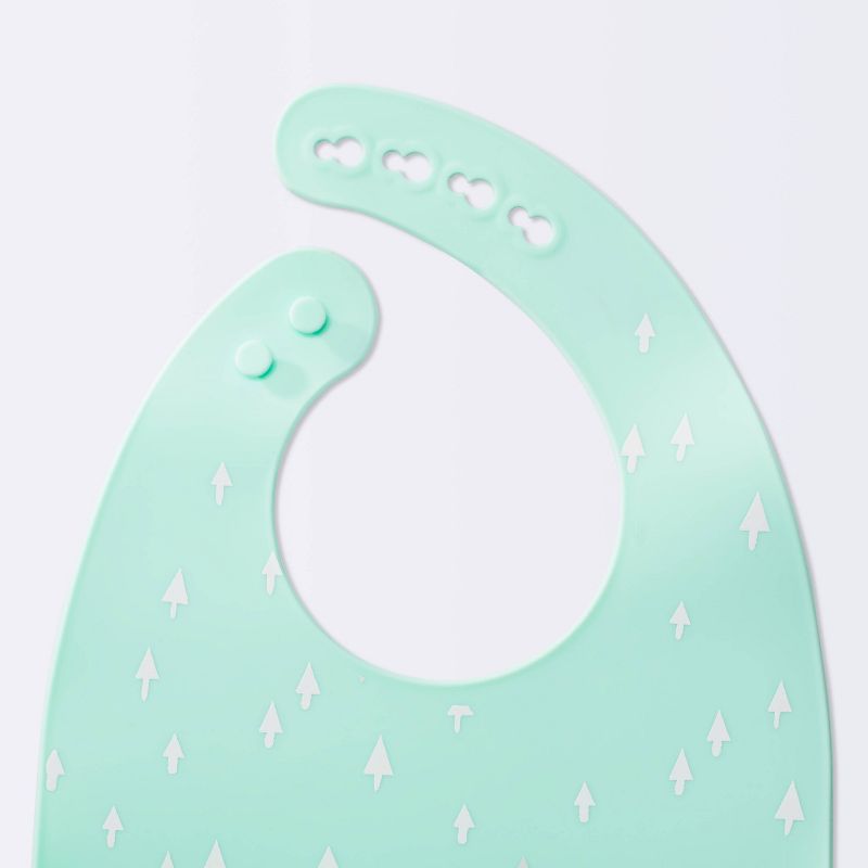 Silicone Bibs with Decal - 2ct - Cloud Island&#8482; Gray Fox &#38; Green Arrows, 4 of 8