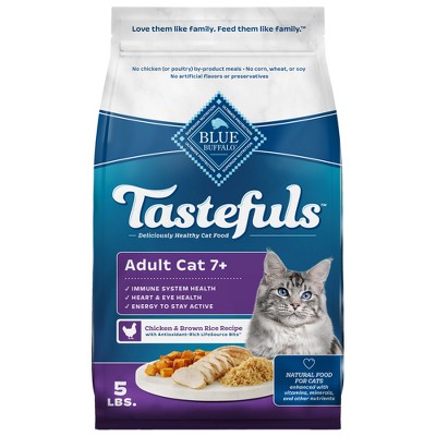 Blue Buffalo Healthy Aging with Chicken & Brown Rice Mature Premium Senior Dry Cat Food - 5lbs
