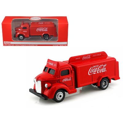 1947 Coca Cola Delivery Bottle Truck Red 1/87 Diecast Model by Motorcity Classics