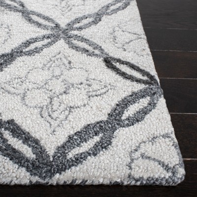 Gray and Ivory Hand-Tufted Wool Geometric 8' x 10' Area Rug