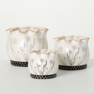 Sullivans 3.5", 4.5" & 5.25" Scalloped Floral Planter Set of 3, Multicolored - 1 of 4