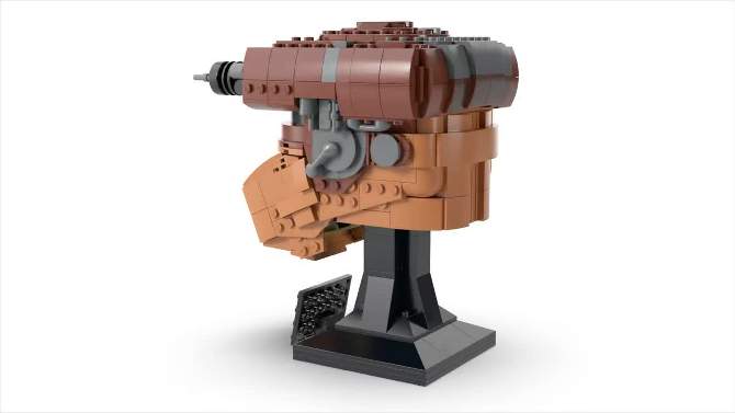 LEGO Star Wars Princess Leia (Boushh) Helmet Set 75351, 2 of 8, play video